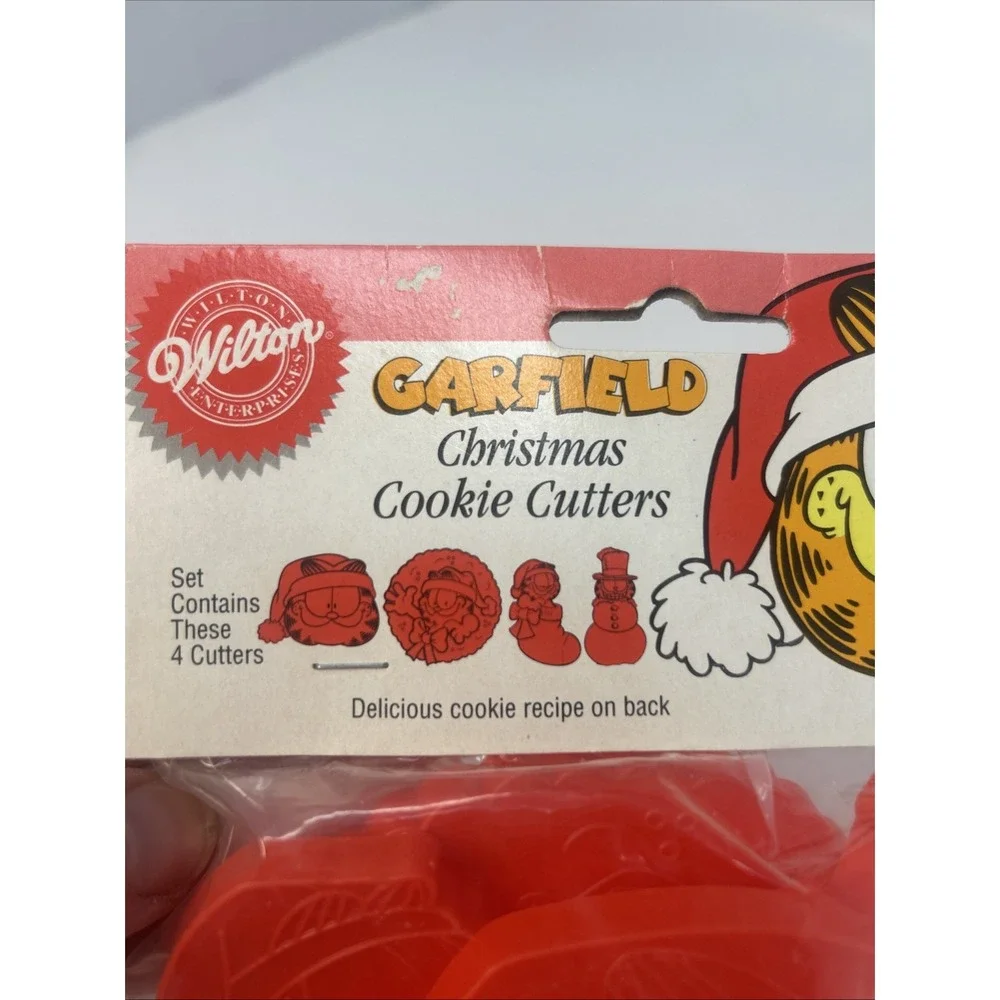 NEW Vintage Wilton Garfield Christmas Cookie Cutters Set Of 4 1978